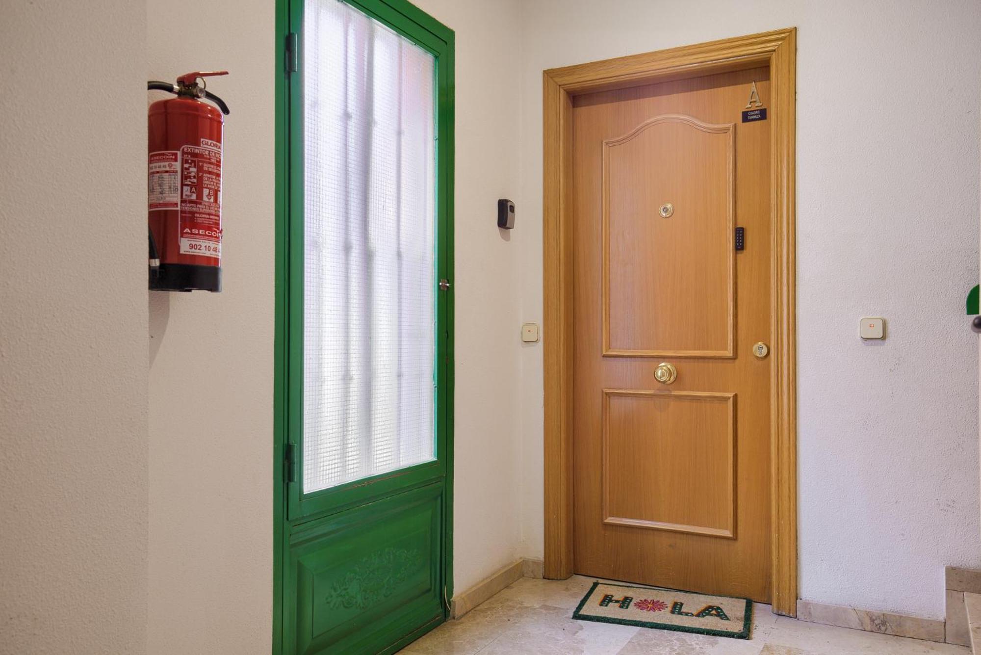 Casona 44 - Apartamento Para 2 Con Wifi, Ac Y Patio Exterior Αλκαλά ντε Ενάρες Εξωτερικό φωτογραφία