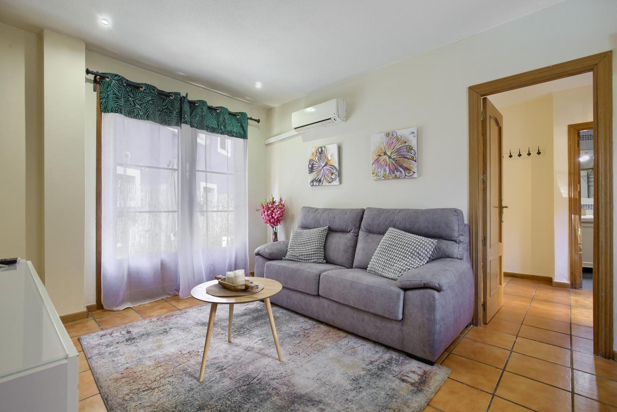 Casona 44 - Apartamento Para 2 Con Wifi, Ac Y Patio Exterior Αλκαλά ντε Ενάρες Εξωτερικό φωτογραφία